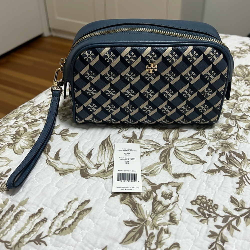 Tory Burch Essential Pouch/wristlet